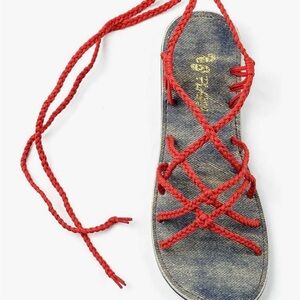 PLAKA Flat Gladiator Sandals